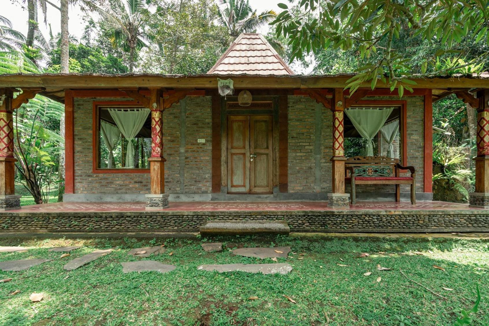 Saridevi Ecolodge Jatiluwih Exterior photo